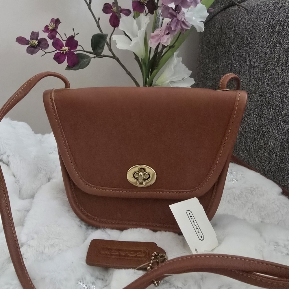 NWT 1994 Coach Authentic British Tan Mini Everett Crossbody 9934.